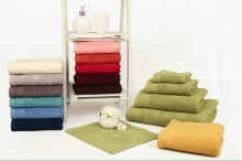 حوله استخری برق لامع طرح ژنو سایز 140*70 سانتی متر