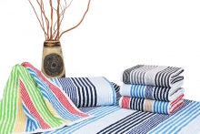 حوله استخری برق لامع طرح شکوفه سایز 130*65 سانتی متر